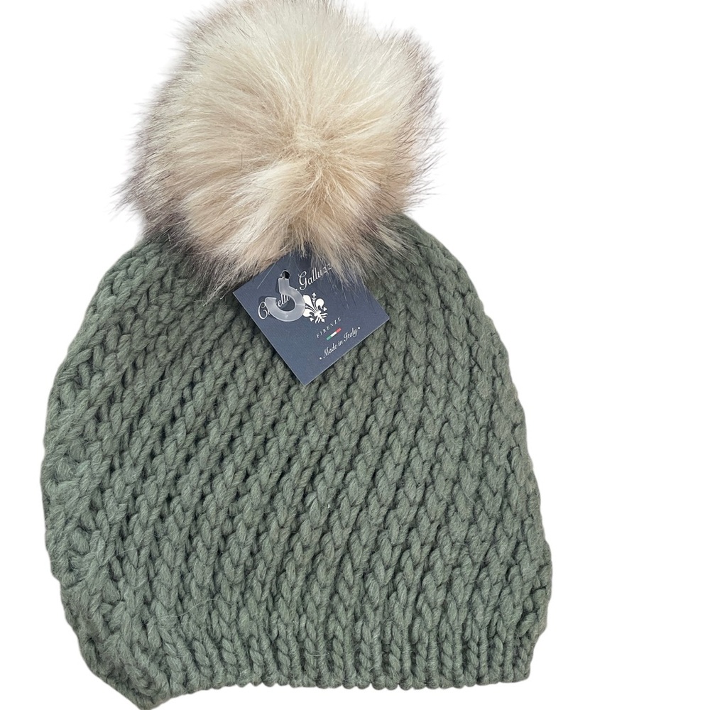 Cintelli & Galluzzo Made in Italy Green Beanie with Beige Pompom